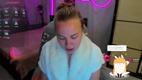 Snapshot of alice_sex_intellect chatting on October 6, 3:42 pm Alice online show from October 6, 3:42 pm