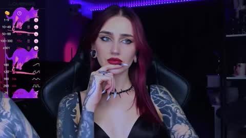 Alice online show from October 5, 6:06 pm