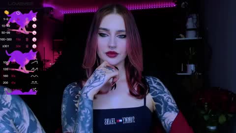 Alice online show from April 7, 6:52 pm