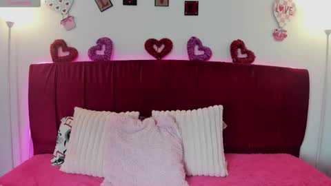 alice_summer1 online show from February 3, 9:53 pm