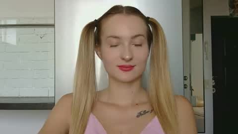 Alice online show from September 11, 11:10 am