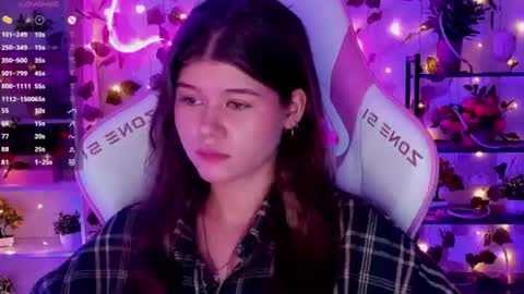 Alice online show from July 28, 9:25 pm