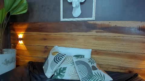 Snapshot of alice_twerk chatting on January 14, 1:06 pm Alice online show from January 14, 1:06 pm