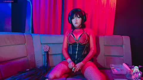 alice_von_rose online show from January 7, 8:11 pm