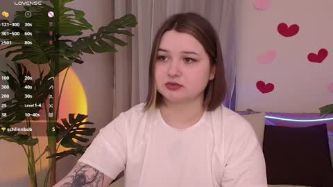 Alice  online show from February 4, 6:49 pm