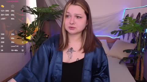 Alice  online show from December 3, 12:36 pm