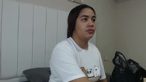 Snapshot of alice_will1 chatting on January 10, 12:51 pm Alicia online show from January 10, 12:51 pm