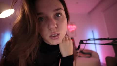 alicealberts online show from March 20, 9:19 pm