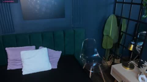 Alice and Asia online show from September 22, 2:57 am