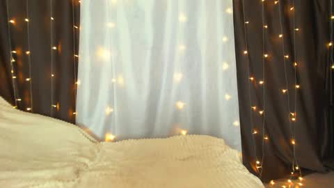 Snapshot of alicebaileys22 chatting on December 23, 11:04 am Alicebaileys22 online show from December 23, 11:04 am