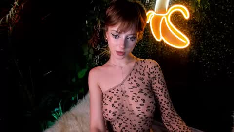 Snapshot of alicebels chatting on December 4, 5:39 am Your sweet Alice INST alicebellies online show from December 4, 5:39 am