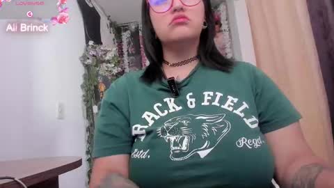 Alice Brinck online show from February 21, 9:00 pm