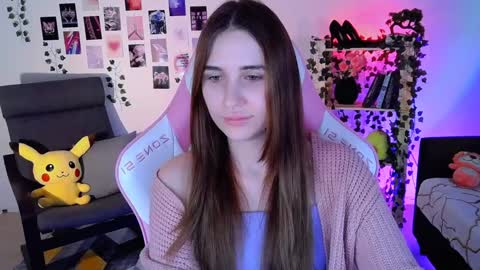 alicecharmy online show from December 9, 12:51 pm