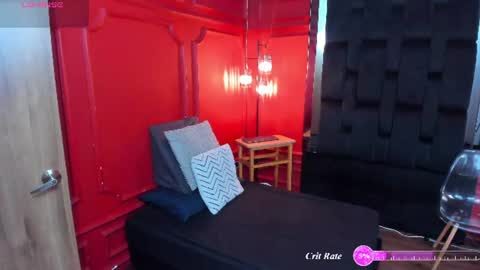 Snapshot of alicecoule chatting on June 11, 11:30 am Alice online show from June 11, 11:30 am
