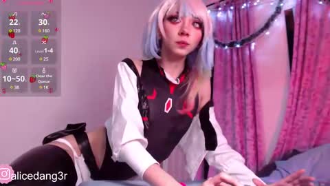 Alice  online show from December 25, 2:14 am