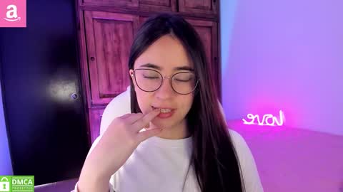 Aliceee  ..   97YP9VWGZHrefnav wishlist lists 1 online show from March 11, 4:13 pm