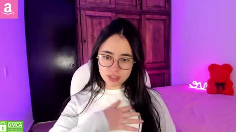 Aliceee  ..   97YP9VWGZHrefnav wishlist lists 1 online show from April 20, 10:33 pm