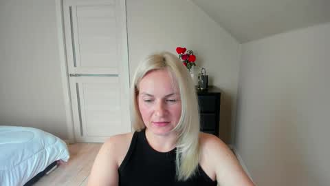 Alicee online show from October 10, 8:13 am