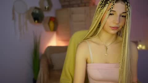 Alicee Kiss online show from December 15, 7:10 pm