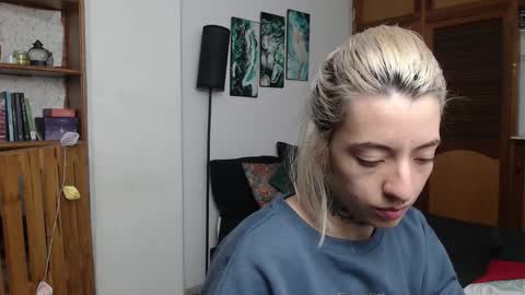 alicee_logan_ online show from March 22, 2:26 am