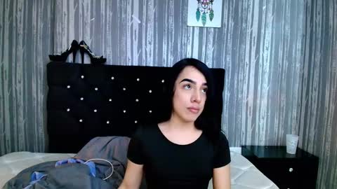 alicee_moonn online show from January 13, 7:30 pm