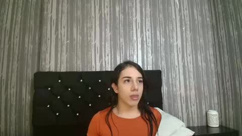 alicee_moonn online show from May 23, 6:56 pm