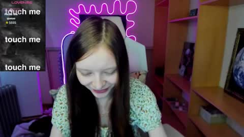 Alie online show from November 7, 6:13 am