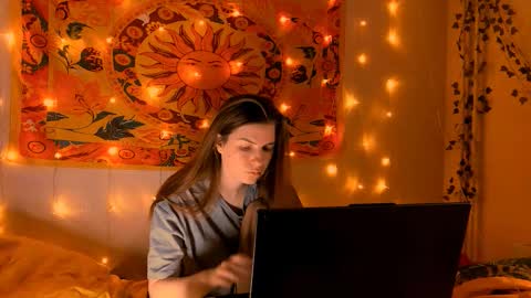 Alice online show from February 15, 5:04 am