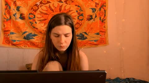 Alice online show from March 18, 5:10 am