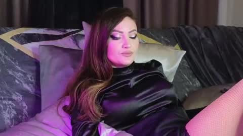 Snapshot of alicejameson chatting on March 11, 6:41 pm alicejameson online show from March 11, 6:41 pm