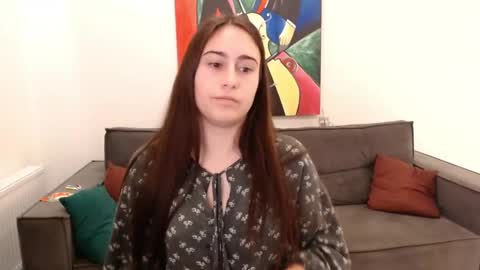 Snapshot of alicekollt chatting on December 16, 5:33 pm alicekollt online show from December 16, 5:33 pm