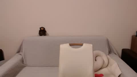 Snapshot of alicekollt chatting on March 3, 4:24 pm alicekollt online show from March 3, 4:24 pm
