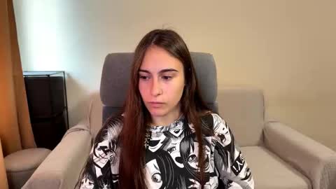 Snapshot of alicekollt chatting on September 19, 11:22 am alicekollt online show from September 19, 11:22 am