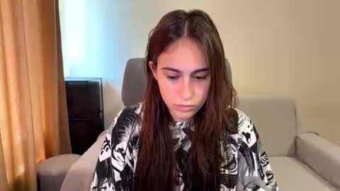 Snapshot of alicekollt chatting on September 22, 9:11 am alicekollt online show from September 22, 9:11 am