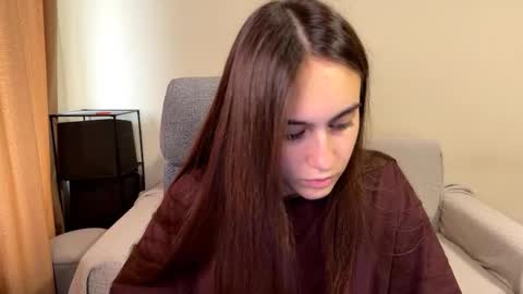 Snapshot of alicekollt chatting on October 6, 9:18 am alicekollt online show from October 6, 9:18 am