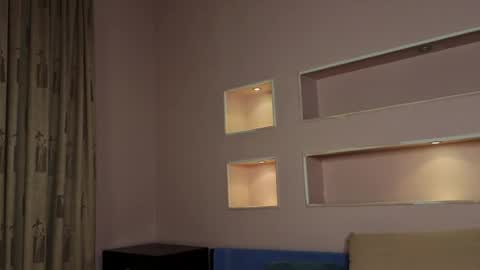 u can name me Alice online show from April 16, 6:09 pm