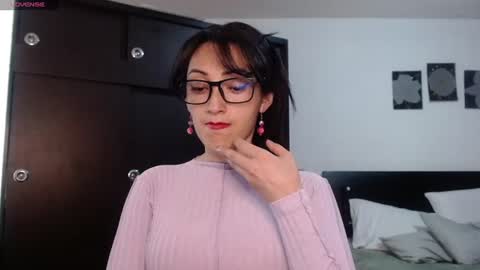 Snapshot of alicelove75 chatting on July 14, 10:04 pm alicelove75 online show from July 14, 10:04 pm