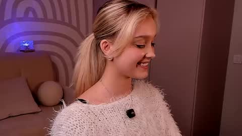 Serena online show from April 17, 2:42 pm