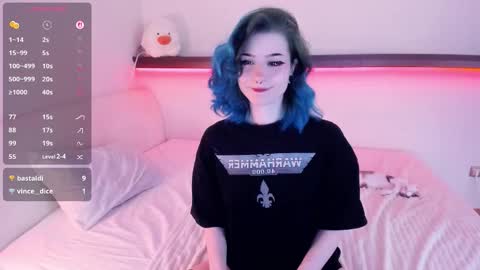 Snapshot of alicentity chatting on November 15, 7:49 am Alice online show from November 15, 7:49 am