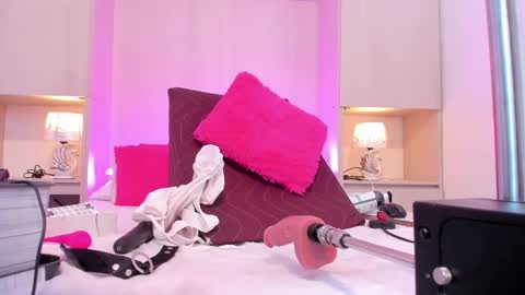 ALICE online show from February 12, 11:30 pm