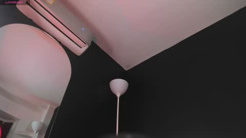 Snapshot of alicepoixxxon chatting on January 23, 10:43 am ALICE online show from January 23, 10:43 am