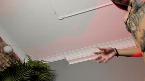 Snapshot of alicepoixxxon chatting on September 23, 11:30 pm ALICE online show from September 23, 11:30 pm