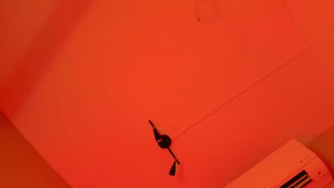 Snapshot of alicepoixxxon chatting on October 3, 11:24 pm ALICE online show from October 3, 11:24 pm