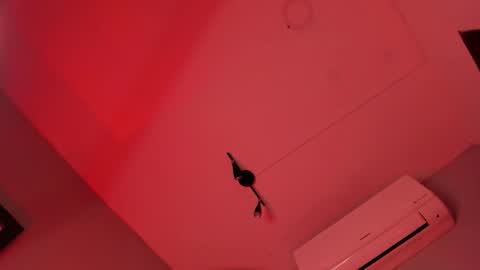 Snapshot of alicepoixxxon chatting on October 11, 12:43 am ALICE online show from October 11, 12:43 am