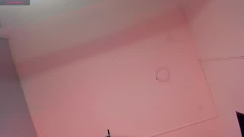 Snapshot of alicepoixxxon chatting on October 20, 1:17 am ALICE online show from October 20, 1:17 am