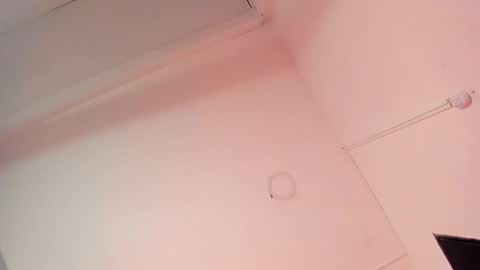 Snapshot of alicepoixxxon chatting on October 21, 5:19 am ALICE online show from October 21, 5:19 am