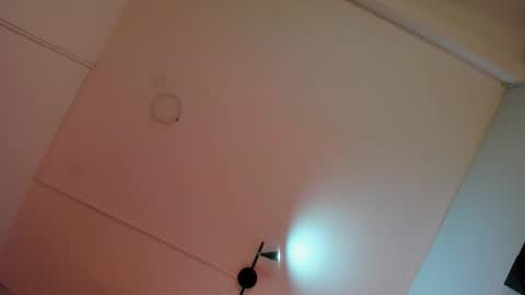 Snapshot of alicepoixxxon chatting on November 9, 3:27 am ALICE online show from November 9, 3:27 am