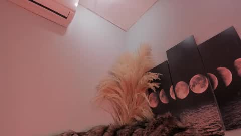 Snapshot of alicepoixxxon chatting on November 21, 5:39 am ALICE online show from November 21, 5:39 am