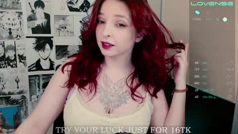 Snapshot of aliceriddle1 chatting on December 22, 8:16 am aliceriddle1 online show from December 22, 8:16 am