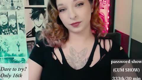 aliceriddle1 online show from February 14, 6:59 pm